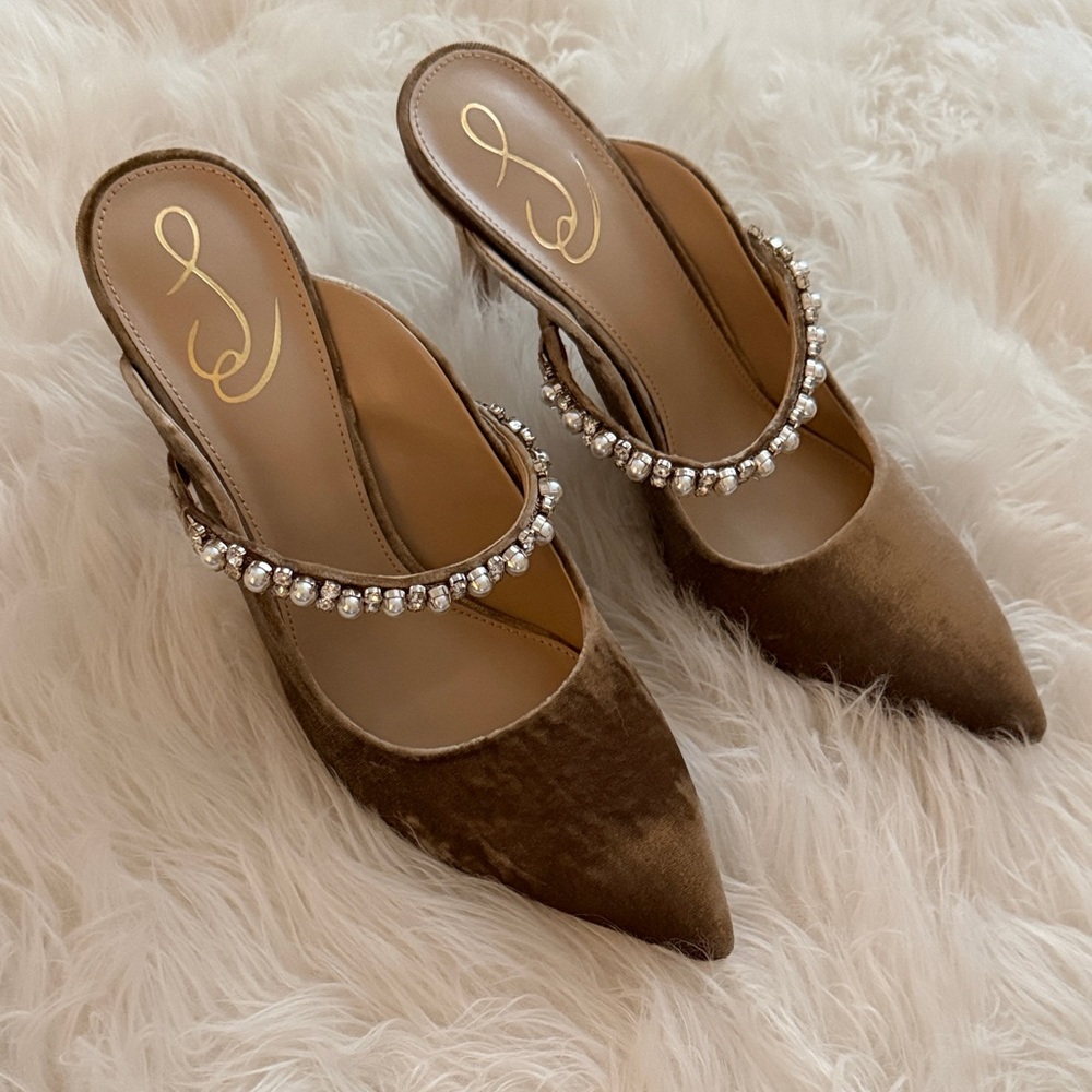Sam Edelman Beige Heels with Rhinestone Accent - Picture 7 of 14